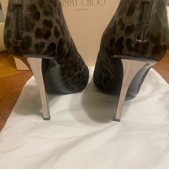 Jimmy Choo leopard print pony smoke/black size 39.5 (9.5) - Picture 4 of 16